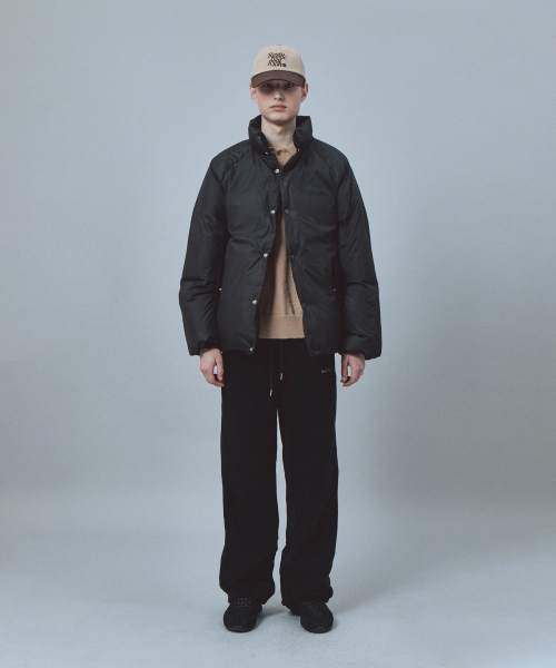 Rest&Recreation(レストアンドレクリエーション)の「RAGLAN DOWN JUMPER - BLACK(ダウンジャケット/コート・メンズ・その他・ONE)」の6枚目の写真