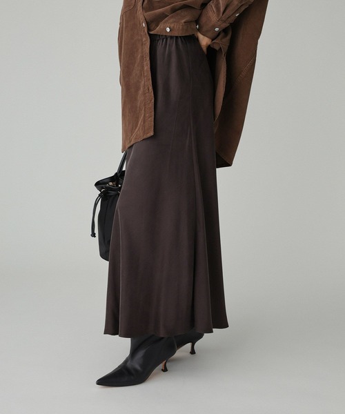 BABYLONE(バビロン)の「キュプラバイヤススカート(スカート・レディース・ネイビー/ブラウン/オフホワイト・38inch/36inch)」の17枚目の写真