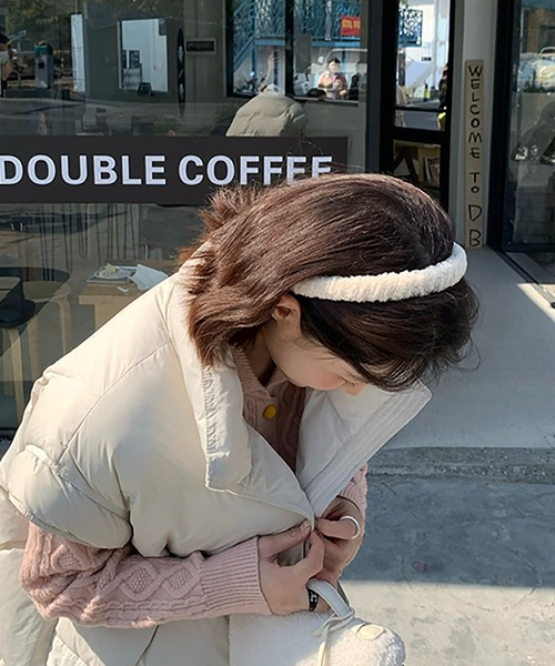 Girly Doll（ガーリードール）の「スタンドカラー中綿ベスト（ダウンベスト・レディース・ブラック/グレー/ホワイト/ブラウン・M/L）」の16枚目の写真