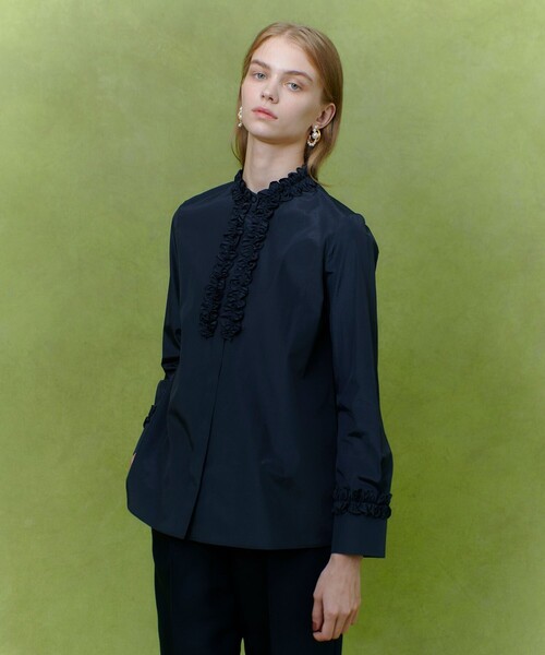 LOULOU WILLOUGHBY(ルルウィルビー)の「【LOULOU WILLOUGHBY】テクニカルギャザーブラウス(シャツ/ブラウス・レディース・ネイビー/ライトベージュ/オフホワイト・2)」の20枚目の写真