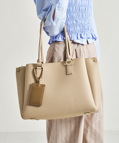 MISCH MASCH（ミッシュマッシュ）の「A4横長 トートバッグ（トートバッグ・レディース・ブラック/ベージュ・ﾌﾘ-）」の3枚目の写真