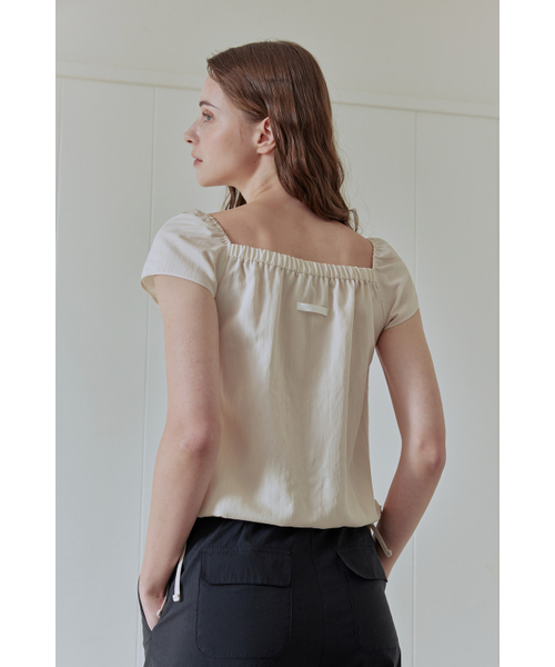 AFTERHOURS(アフターアワーズ)の「RIBBON SHIRRING BLOUSE (ECRU)(シャツ/ブラウス・レディース・その他・FREE)」の3枚目の写真