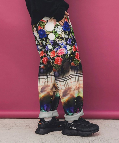 ScoLar（スカラー）の「ScoLar(スカラー) ダークメルヘン風 3柄展開ボンディングパンツ（その他パンツ・レディース・グリーン/チャコールグレー・MEDIUM）」の5枚目の写真