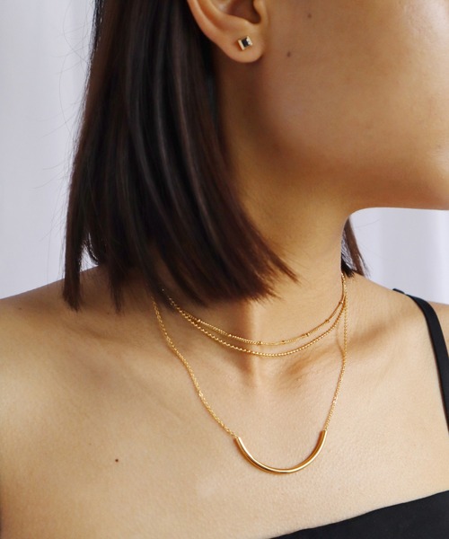 TUWAKRIM（トゥワクリム）の「【TUWAKRIM】3レンチューブネックレス（ネックレス・レディース・ゴールド・MEDIUM）」の6枚目の写真