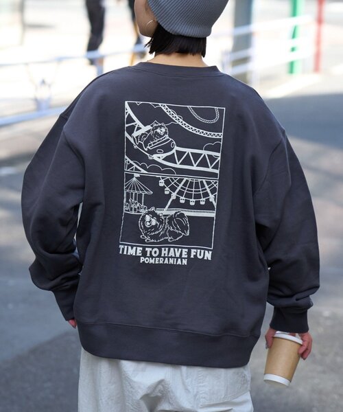 CIAOPANIC TYPY（チャオパニックティピー）の「【ユニセックス】犬刺繍ロゴプリントスウェット（スウェット・メンズ・ライトグレー/ネイビー/アイボリー/チャコールグレー・MEDIUM/LARGE）」の2枚目の写真