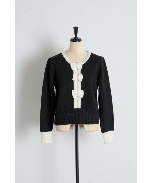 tocco closet（トッコ　クローゼット）の「【ZOZO限定】三段リボン付き配色ニットプルオーバー（ニット/セーター・レディース・ホワイト/ブラック/グレー・M）」の5枚目の写真