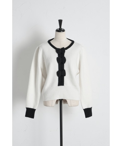 tocco closet（トッコ　クローゼット）の「【ZOZO限定】三段リボン付き配色ニットプルオーバー（ニット/セーター・レディース・ホワイト/ブラック/グレー・M）」の6枚目の写真