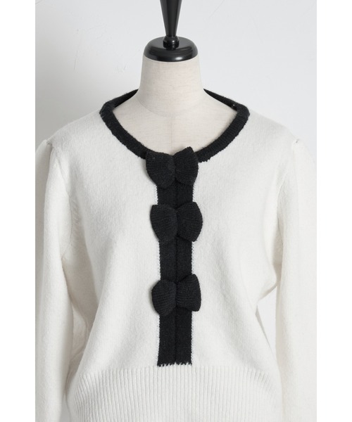 tocco closet（トッコ　クローゼット）の「【ZOZO限定】三段リボン付き配色ニットプルオーバー（ニット/セーター・レディース・ホワイト/ブラック/グレー・M）」の10枚目の写真