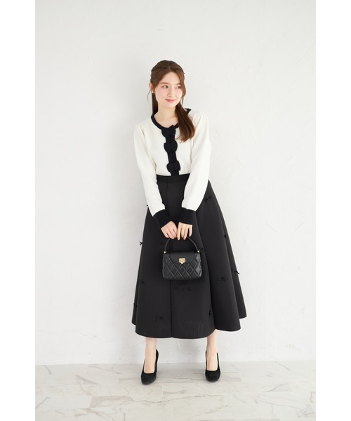 tocco closet（トッコ　クローゼット）の「【ZOZO限定】三段リボン付き配色ニットプルオーバー（ニット/セーター・レディース・ホワイト/ブラック/グレー・M）」の11枚目の写真