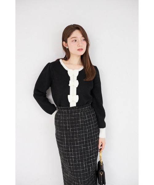 tocco closet（トッコ　クローゼット）の「【ZOZO限定】三段リボン付き配色ニットプルオーバー（ニット/セーター・レディース・ホワイト/ブラック/グレー・M）」の18枚目の写真
