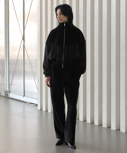 320SHOWROOM(320ショールーム)の「Velvet Drawstring Elastic Pants Black(スウェットパンツ・レディース・ブラック・FREE)」の3枚目の写真