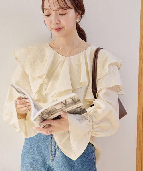 DISCOAT（ディスコート）の「シアーフリルブラウス（シャツ/ブラウス・レディース・ベージュ/ブラック/ホワイト系その他/サックスブルー・FREE）」の5枚目の写真