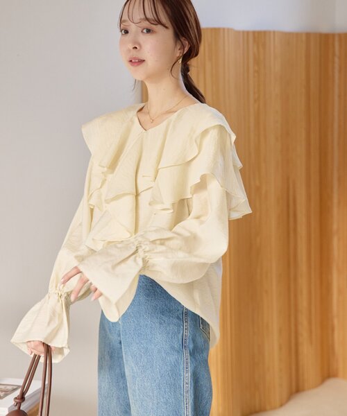 DISCOAT（ディスコート）の「シアーフリルブラウス（シャツ/ブラウス・レディース・ベージュ/ブラック/ホワイト系その他/サックスブルー・FREE）」の9枚目の写真