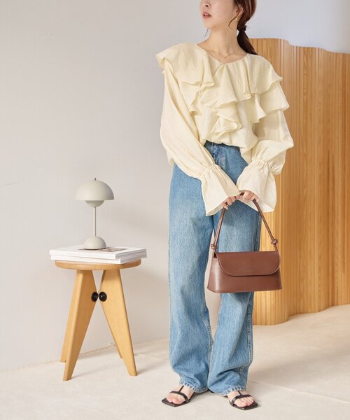 DISCOAT（ディスコート）の「シアーフリルブラウス（シャツ/ブラウス・レディース・ベージュ/ブラック/ホワイト系その他/サックスブルー・FREE）」の11枚目の写真