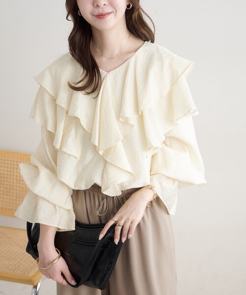 DISCOAT（ディスコート）の「シアーフリルブラウス（シャツ/ブラウス・レディース・ベージュ/ブラック/ホワイト系その他/サックスブルー・FREE）」の15枚目の写真
