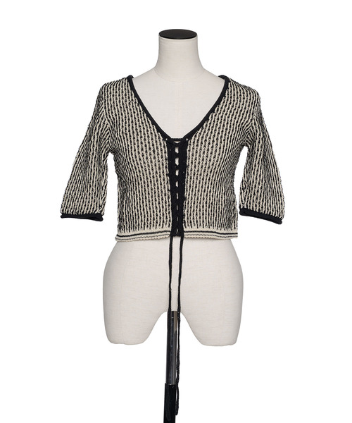 muller of yoshiokubo(ミュラーオブヨシオクボ)の「muller of yoshiokubo ミュラーオブヨシオクボ / RIPPLE LACE-UP KNIT バックリボンリップルレースアップニット / MLS26808(ニット/セーター・レディース・レッド/ブラック・38)」の6枚目の写真