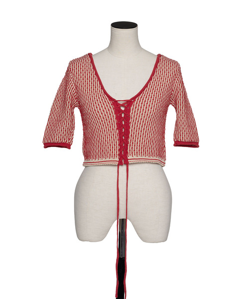 muller of yoshiokubo(ミュラーオブヨシオクボ)の「muller of yoshiokubo ミュラーオブヨシオクボ / RIPPLE LACE-UP KNIT バックリボンリップルレースアップニット / MLS26808(ニット/セーター・レディース・レッド/ブラック・38)」の8枚目の写真