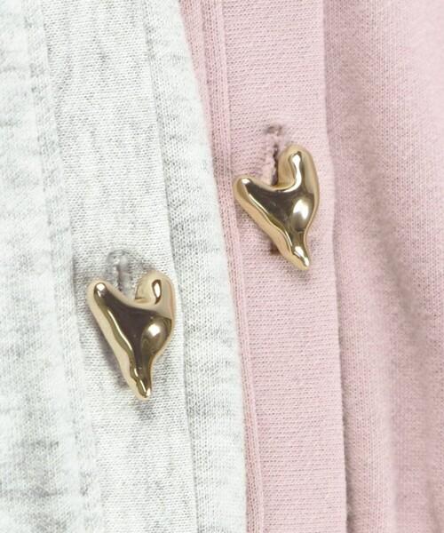 BRANSHES（ブランシェス）の「ハート釦カーディガン（カーディガン/ボレロ・キッズ・ライトグレー/ピンク・120/130/100/90/140/110/150）」の11枚目の写真