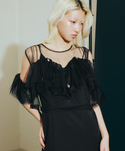 darial(ダリアル)の「【darial】drop bijou frill top / ドロップビジューフリルトップ(その他トップス・レディース・ブラック/ブルーグレー/アッシュ・フリー)」の9枚目の写真
