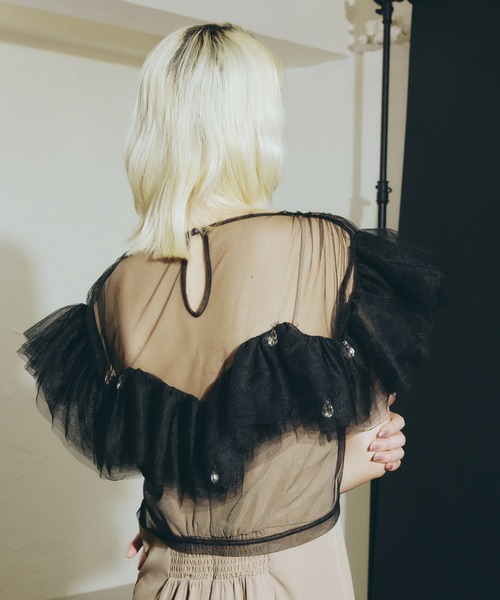 darial(ダリアル)の「【darial】drop bijou frill top / ドロップビジューフリルトップ(その他トップス・レディース・ブラック/ブルーグレー/アッシュ・フリー)」の16枚目の写真