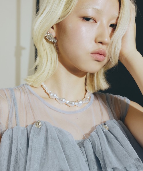 darial(ダリアル)の「【darial】drop bijou frill top / ドロップビジューフリルトップ(その他トップス・レディース・ブラック/ブルーグレー/アッシュ・フリー)」の20枚目の写真