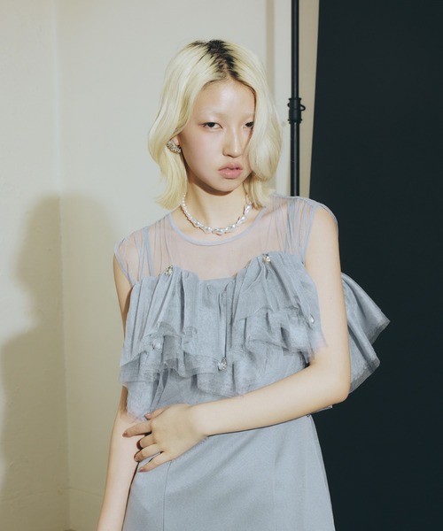 darial(ダリアル)の「【darial】drop bijou frill top / ドロップビジューフリルトップ(その他トップス・レディース・ブラック/ブルーグレー/アッシュ・フリー)」の21枚目の写真