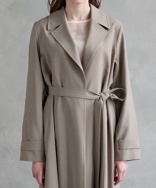 AIMER（エメ）の「アンブレラヨークバックタックラップロングコート（その他アウター・レディース・モカ/グレイッシュベージュ・MEDIUM）」の17枚目の写真