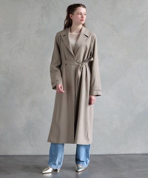 AIMER（エメ）の「アンブレラヨークバックタックラップロングコート（その他アウター・レディース・モカ/グレイッシュベージュ・MEDIUM）」の18枚目の写真