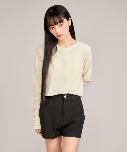 apres jour mignon(アプレジュールミニョン)の「シアーベロアヘンリープルオーバー(Tシャツ/カットソー・レディース・アイボリー/グレイッシュベージュ・LARGE/フリー)」の12枚目の写真