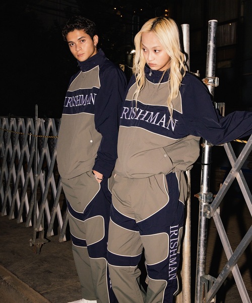 IRISHMAN（アイリッシュマン）の「【AERO】Full Zip Pocketable Hoodie / 強撥水ナイロンポケッタブルフーディー（UNISEX）（ブルゾン・メンズ・ブラック/カーキ・M/S/XL/L）」の6枚目の写真