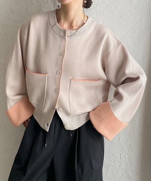 She's Closet(シーズクローゼット)の「ショート丈 長袖 配色バイカラー ニットカーディガン(カーディガン/ボレロ・レディース・グレー/チャコール/ベージュ・FREE)」の3枚目の写真