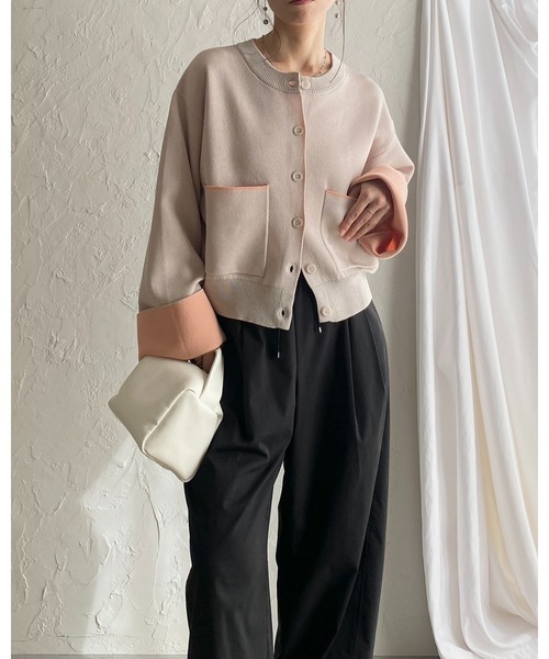 She's Closet(シーズクローゼット)の「ショート丈 長袖 配色バイカラー ニットカーディガン(カーディガン/ボレロ・レディース・グレー/チャコール/ベージュ・FREE)」の8枚目の写真