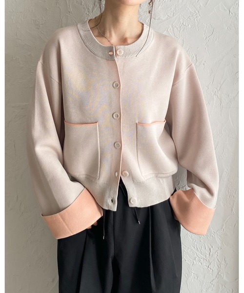 She's Closet(シーズクローゼット)の「ショート丈 長袖 配色バイカラー ニットカーディガン(カーディガン/ボレロ・レディース・グレー/チャコール/ベージュ・FREE)」の21枚目の写真