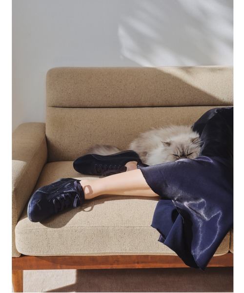 PUMA（プーマ）の「【emmi×PUMA】Speed cat satin（スニーカー・レディース・ネイビー・25/24.5/24/23.5/23/22.5）」の2枚目の写真