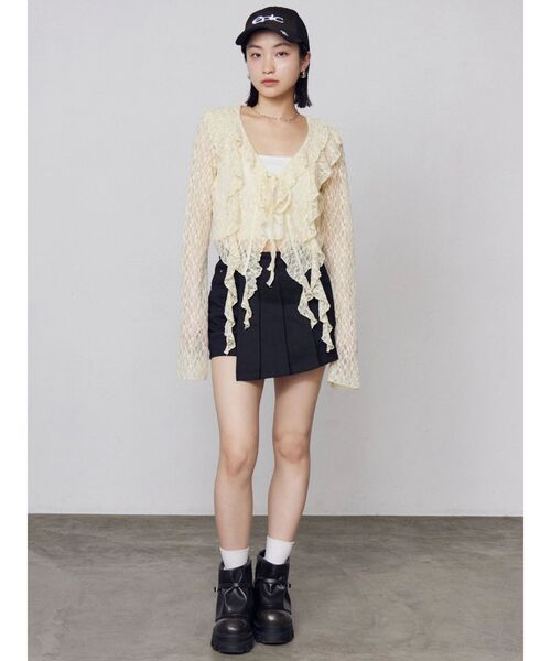 EMODA（エモダ）の「ドットラッフルフリルクロップトップ（Tシャツ/カットソー・レディース・ブラック/イエロー/グレー/ホワイト・FREE）」の14枚目の写真