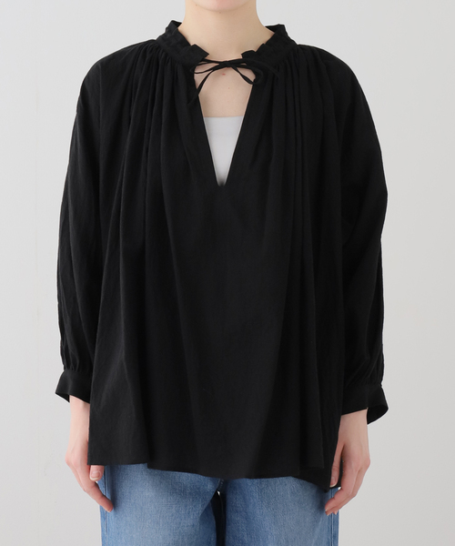 JOURNAL STANDARD LUXE（ジャーナルスタンダード　ラックス）の「ローンギャザーブラウス（シャツ/ブラウス・レディース・ホワイト/ブラック・FREE）」の9枚目の写真