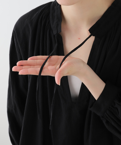 JOURNAL STANDARD LUXE（ジャーナルスタンダード　ラックス）の「ローンギャザーブラウス（シャツ/ブラウス・レディース・ホワイト/ブラック・FREE）」の14枚目の写真