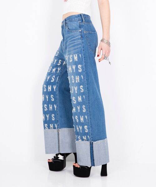 HYSTERIC GLAMOUR（ヒステリックグラマー）の「HYS CRASH ロールアップデニムパンツ（デニムパンツ・レディース・ライトインディゴブルー・28inch/27inch/26inch/25inch）」の7枚目の写真