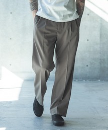 MR.OLIVE（ミスターオリーブ）の「QUICK DRY MATERIAL / 2TACK STRAIGHT EASY PANTS / M262109（スラックス）」