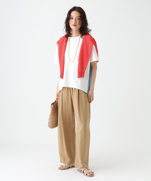 Elura（エルーラ）の「≪UVカット・接触冷感≫クルーネックバックシャツT/670084（Tシャツ/カットソー・レディース・ブラック/ホワイト×ホワイト/ホワイト×ブルー/ダークブラウン・FREE）」の11枚目の写真