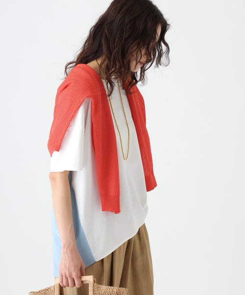 Elura（エルーラ）の「≪UVカット・接触冷感≫クルーネックバックシャツT/670084（Tシャツ/カットソー・レディース・ブラック/ホワイト×ホワイト/ホワイト×ブルー/ダークブラウン・FREE）」の10枚目の写真