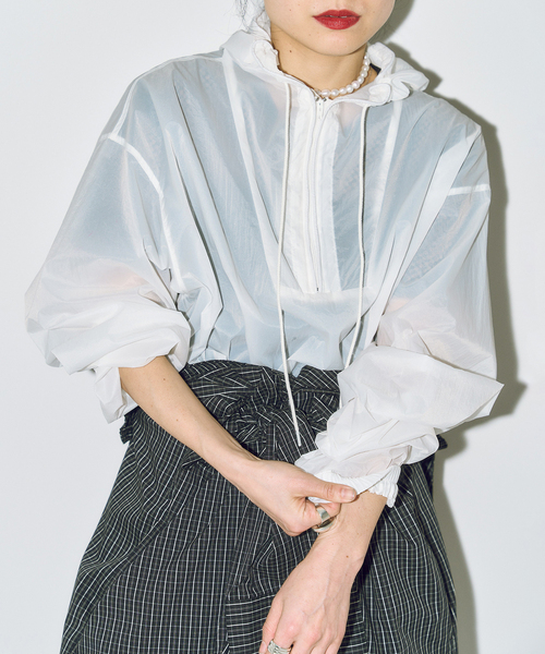 CITYSHOP(シティーショップ)の「SHEER NYLON ANORAK:シャツ(シャツ/ブラウス・レディース・ホワイト・FREE)」の6枚目の写真