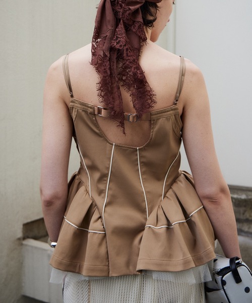 MAISON SPECIAL(メゾンスペシャル)の「Piping Peplum Tunic/パイピングペプラムチュニック(シャツ/ブラウス・レディース・ベージュ/ブラック・FREE)」の7枚目の写真
