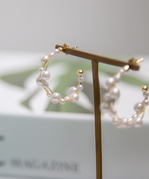 Peony(ピオニー)の「【Peony/ピオニー】パールフープデザインピアス(ピアス(両耳用)・レディース・シルバー/ゴールド・FREE)」の5枚目の写真