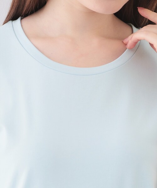 index（インデックス）の「【UVケア/接触冷感/吸水速乾】薄手なのに透けにくい！ベーシックTシャツ《洗濯機OK/S～3L/6col》（Tシャツ/カットソー・レディース・ホワイト系5/ナチュラル/オフホワイト/サックスブルー系7/ネイビー系5/ブラック・40/44/42/38/36）」の12枚目の写真