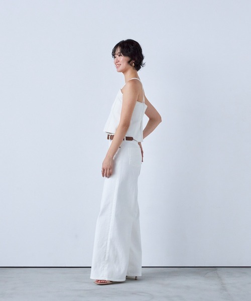 YANUK(ヤヌーク)の「Really Light ワイドフレア"LYDIA"(デニムパンツ・レディース・ホワイト・21inch/22inch/23inch/24inch/25inch/26inch/27inch)」の3枚目の写真