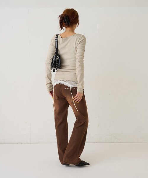 WHO'S WHO gallery(フーズフーギャラリー)の「スタースタッズフレアデニム(デニムパンツ・レディース・ネイビー/サックスブルー/ブラック/ブラウン・SMALL/MEDIUM)」の15枚目の写真