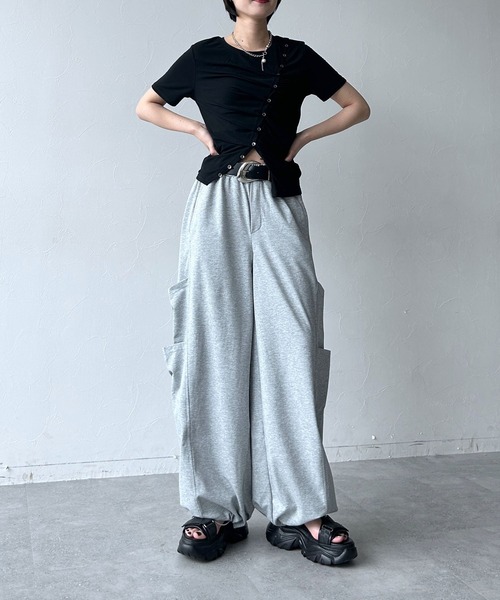 PAGEBOY(ページボーイ)の「【接触冷感/2WAY仕様】フェードスウェットパンツ(スウェットパンツ・レディース・ブラック系その他/グレー/ブルー/ブラック・FREE)」の18枚目の写真