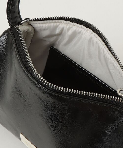 VENGDI（ベンディ）の「(VENGDI)MONE（ショルダーバッグ・レディース・ブラック・ONE SIZE）」の6枚目の写真
