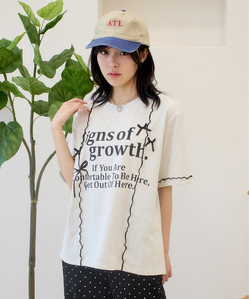 kutir(クティール)の「リボンメローロゴTシャツ(Tシャツ/カットソー・レディース・オフホワイト/ブルー/オートミール・FREE)」の12枚目の写真